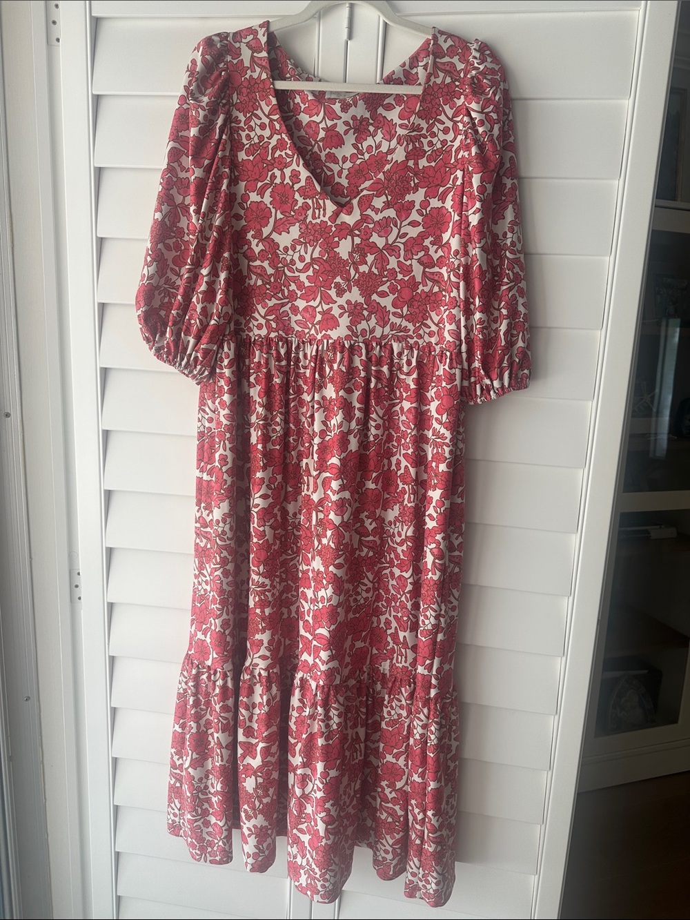 Smith & Quinn maxi dress with puff sleeves and vneck
